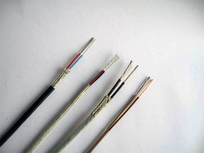 本質(zhì)安全防爆測(cè)溫系統(tǒng)用熱電偶補(bǔ)償導(dǎo)線、補(bǔ)償電纜
